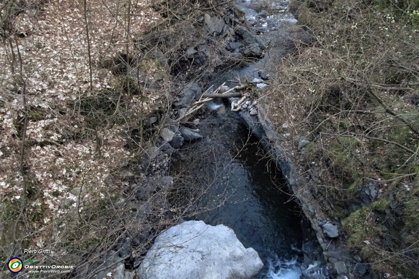 93 Dal ponte il torrente Salzana .JPG